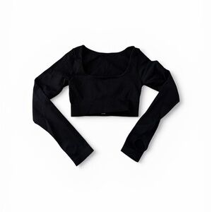 Women’s Black Long-Sleeve Crop Top